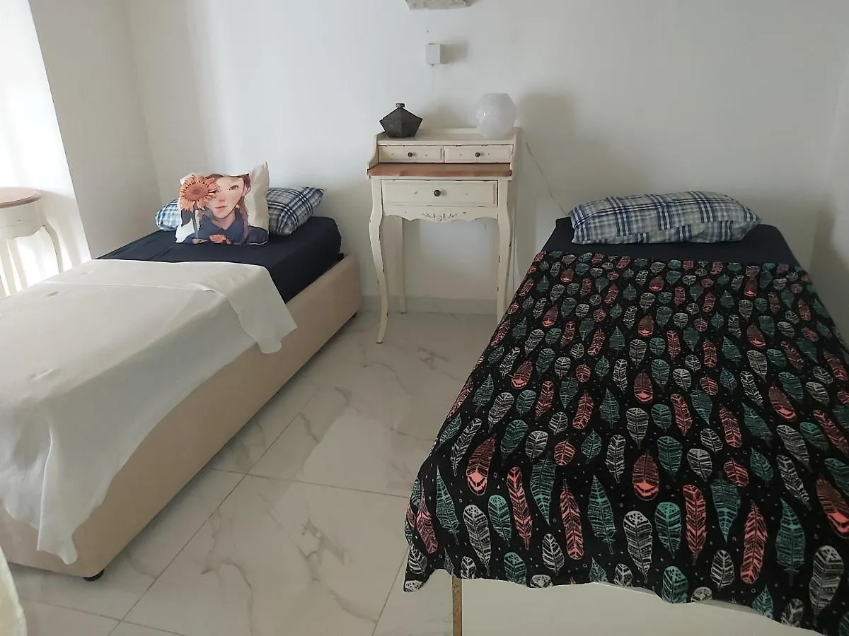 300 Years Old Apartment With A Lot Of Character Qormi